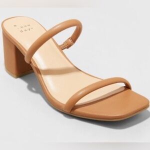 Women’s Nude Block Heels